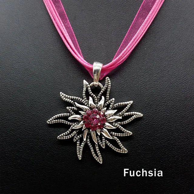 Edelweiss Accessoires für traditionelle Trachtenkostüme mit Strasssteinen