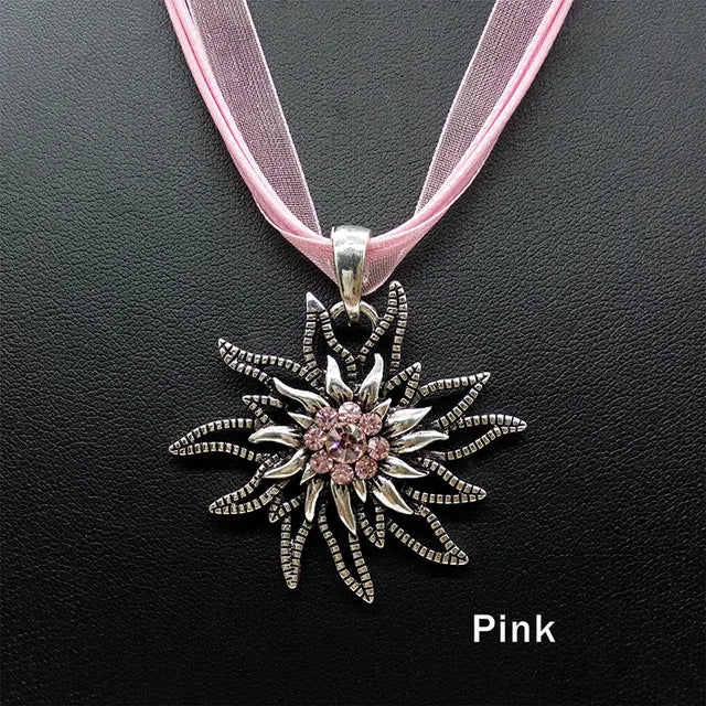 Edelweiss Accessoires für traditionelle Trachtenkostüme mit Strasssteinen