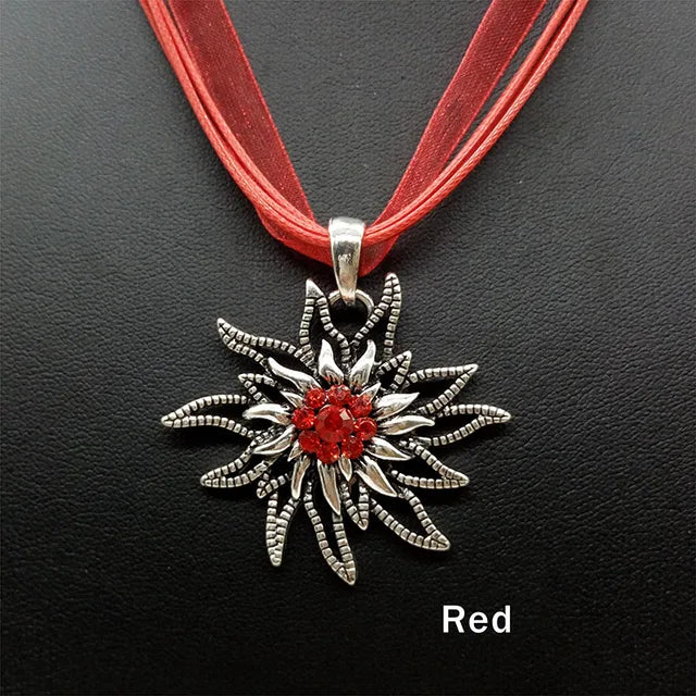 Edelweiss Accessoires für traditionelle Trachtenkostüme mit Strasssteinen