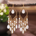 Bunte Vintage-Ohrringe mit langen Perlen für Frauen - Ethnischer Stil, goldfarbene Kettenquaste - Boho Hochzeitsschmuck