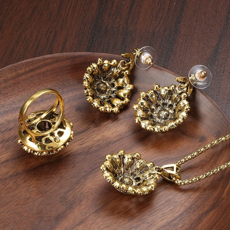 Vintage Strass Blumenschmuck Set Gefüllt