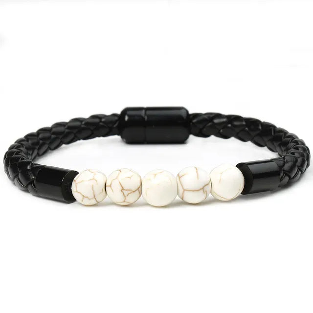 Armband aus Vulkangesteinsperlen