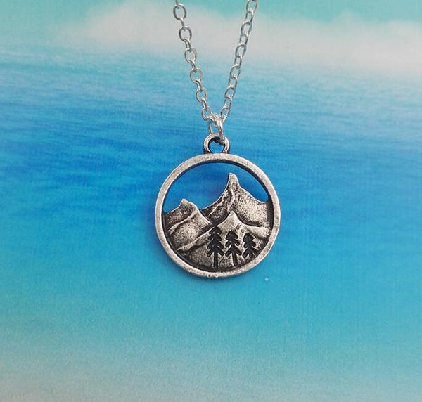 Wanderlust Outdoor Camping Pine Tree Anhänger Halskette