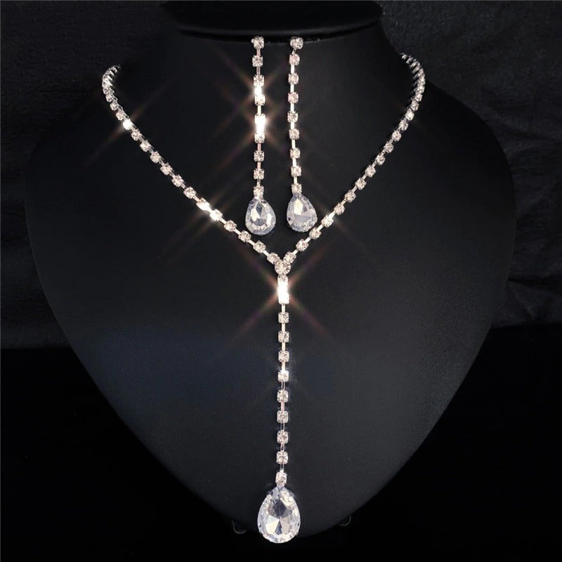 Wunderbarer Strassnetzketten Und Ohrringe Schmuckset