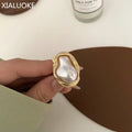 Xialuoke Neue Mode Geometrischer Unregelmäßiger Barockperlenring für Frauen Retro Offener Verstellbarer Zeigefingerring Party Schmuck