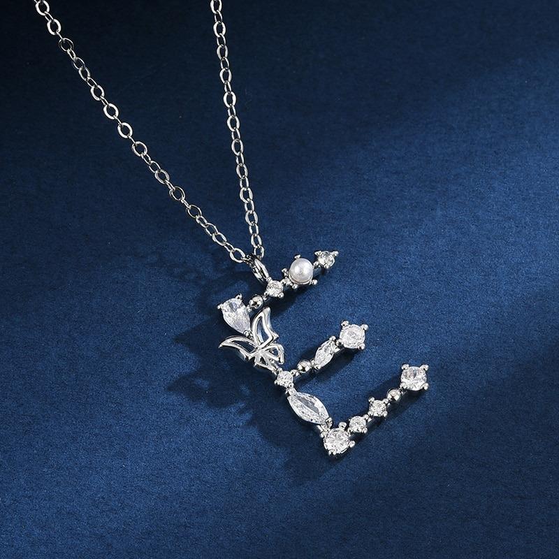 Zirkon Geschmiedet Perle Und Schmetterling Anfangsbuchstaben Anhänger Halskette