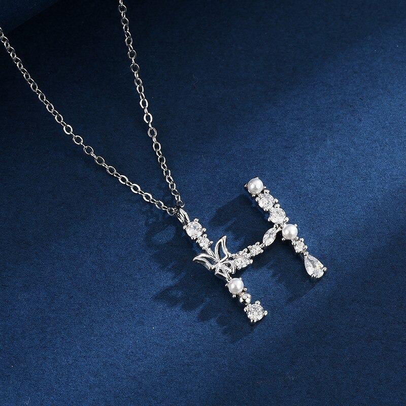 Zirkon Geschmiedet Perle Und Schmetterling Anfangsbuchstaben Anhänger Halskette