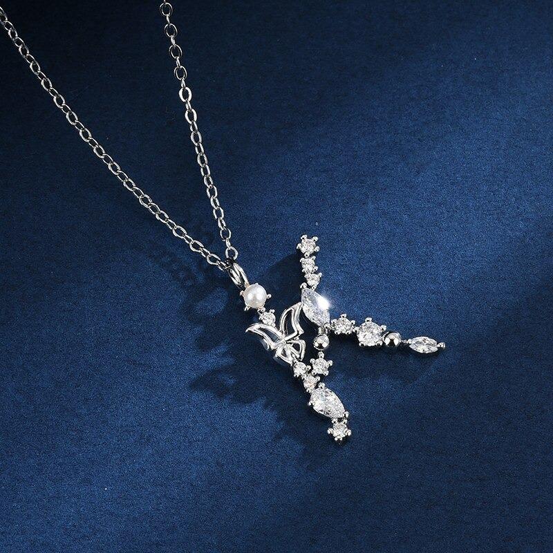 Zirkon Geschmiedet Perle Und Schmetterling Anfangsbuchstaben Anhänger Halskette