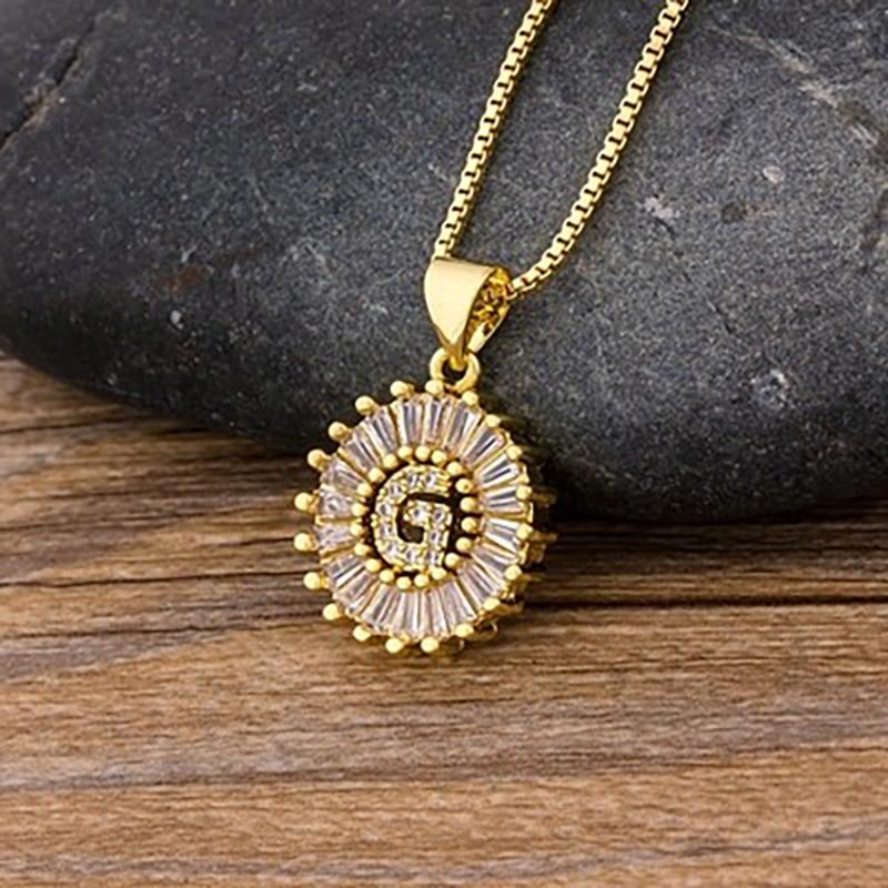 Zirkon Verschönerte Anfängliche Buchstaben Anheitige Halskette