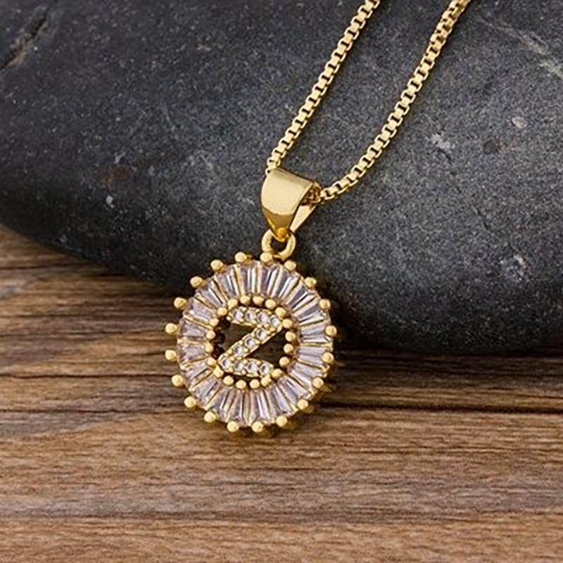 Zirkon Verschönerte Anfängliche Buchstaben Anheitige Halskette