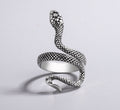 Ring im Schlangen-Design