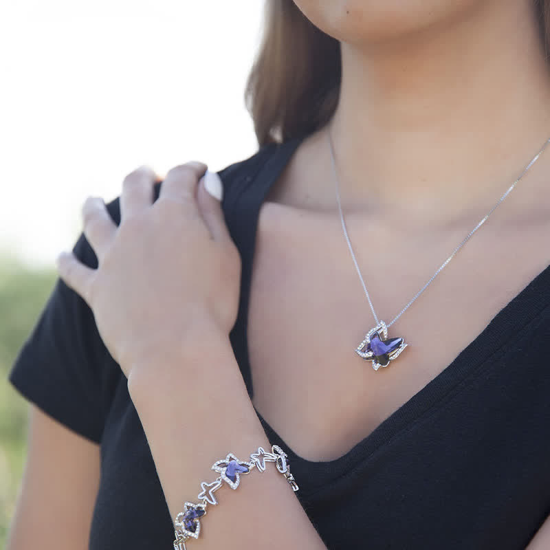 Verteilen Sie Ihren Flügelbutterfly -Geburtssteinkristall Halskette