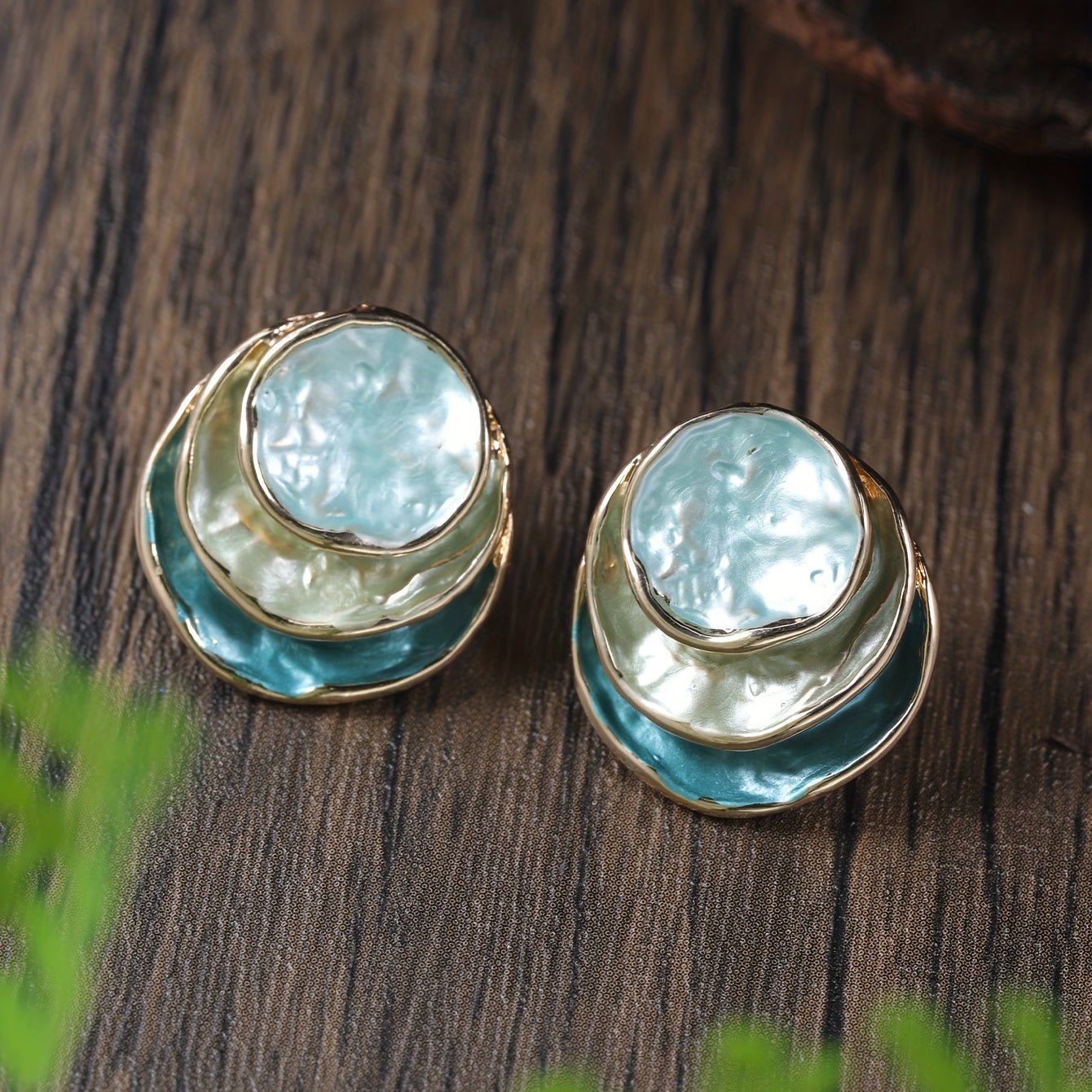 Annabelle Geschichtete Ombre -Ohrringe