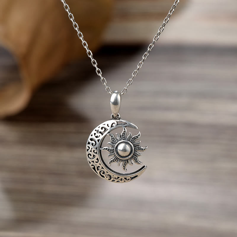 Mondsonne Keltische Sterling -Silber -Halskette