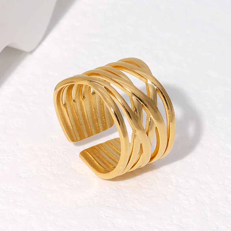 Ausgehöhlter Liebesherz-Edelstahlring