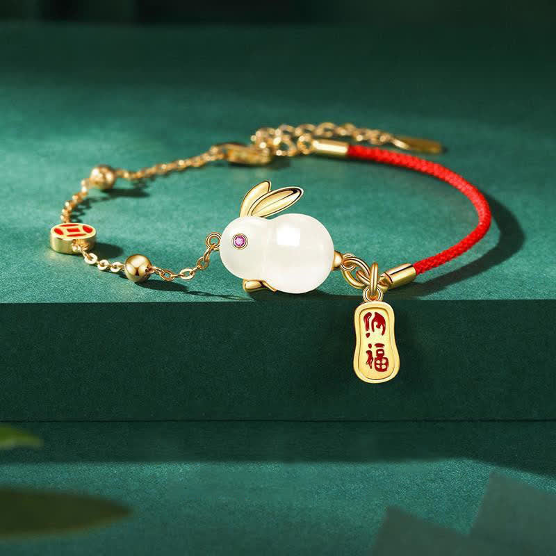 Chavri-Jahr des Kaninchens, weißes Jade-Happiness-Armband mit roter Schnur