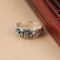Antiker Schwarzer Rosengeschnitzer Ring