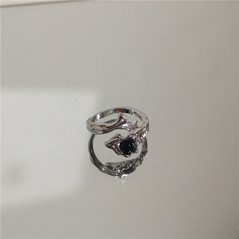 Punk Harajuku Goth Thorns Schwarz Silber Farbe Unregelmäßiges Herz Kreuz Offener Ring für Frauen Männer Liebhaber Vintage 90er Jahre Y2K Grunge Schmuck