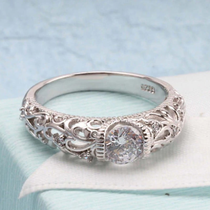 Ein Tag Um Sich An Silver Midnight Frost Ring Zu Erinnern