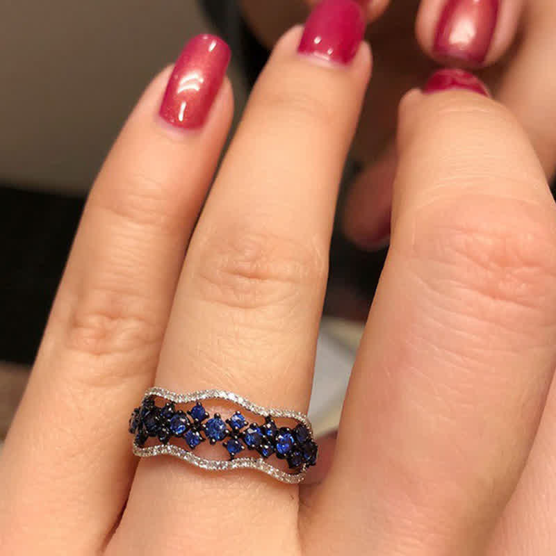 Kreativer Hohl Saphirblauer Zirkonring