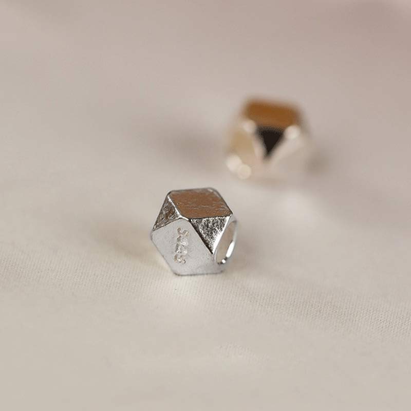 Chavri Fußkettchen aus 925er-Sterlingsilber, rote Schnur, geflochtenes Armband