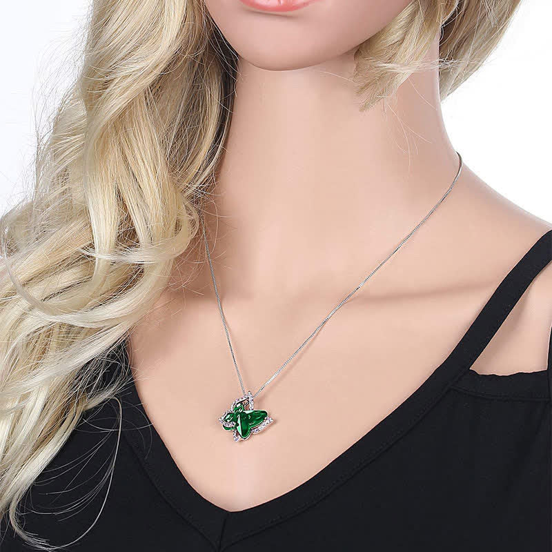 Verteilen Sie Ihren Flügelbutterfly -Geburtssteinkristall Halskette