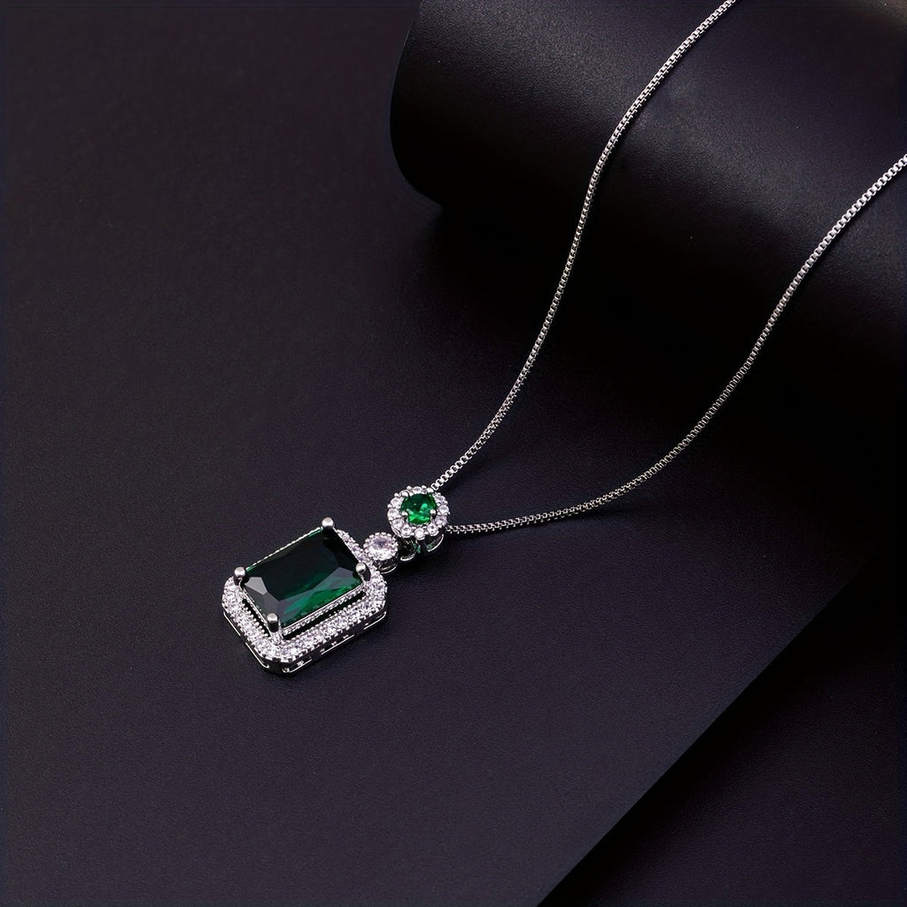 Emmelina Zircon Quadratanhänger Halskette
