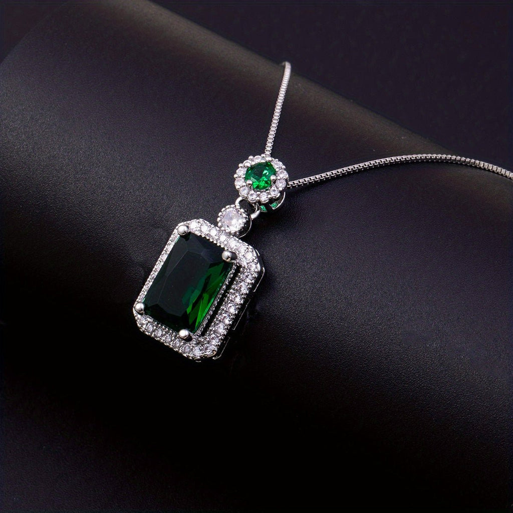 Emmelina Zircon Quadratanhänger Halskette