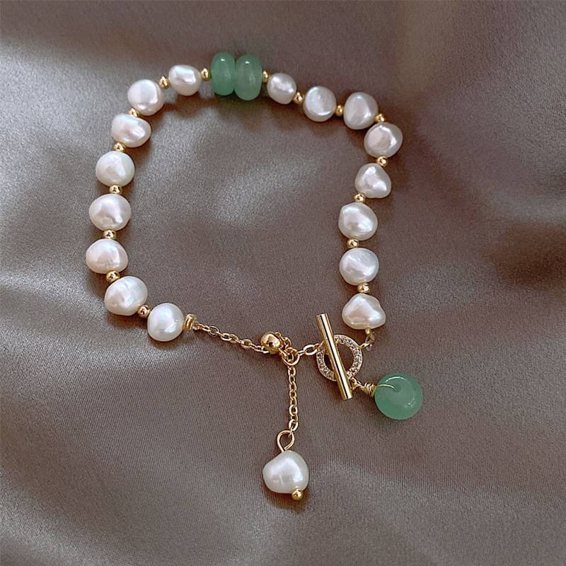 Emmeline Faux Pearl Armband