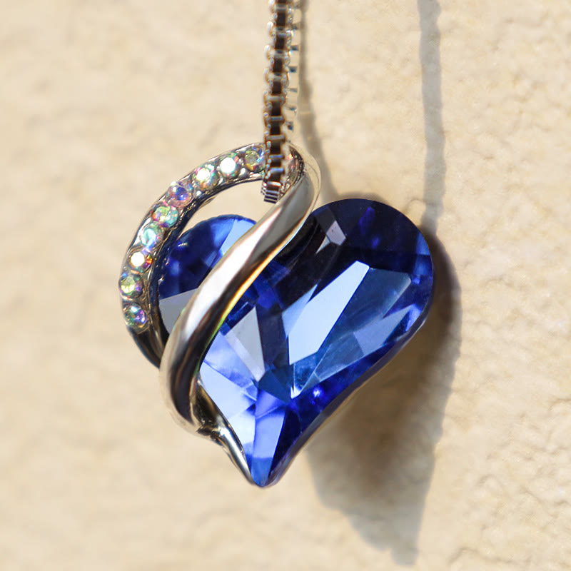 Chavri Liebesherz-Halskettenanhänger mit Geburtsstein und heilender Energie