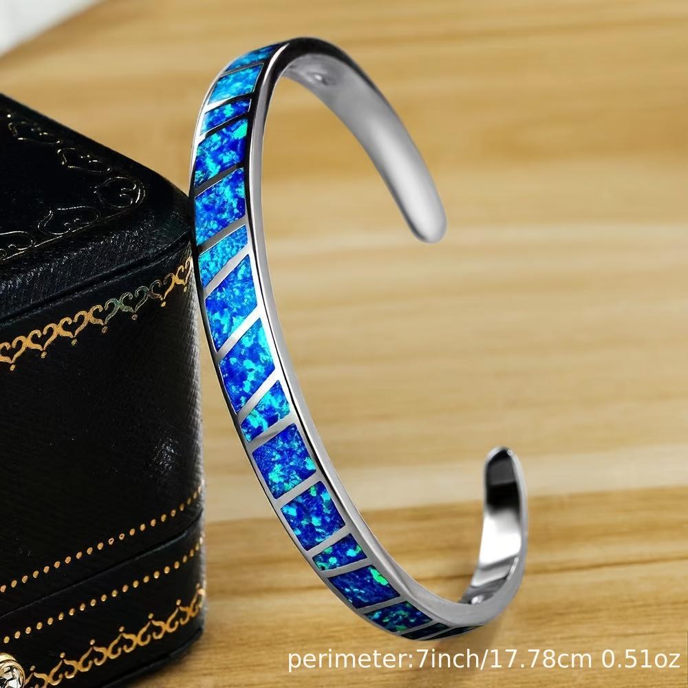 Giselle -Farbtöne Des Blauen Armreifens