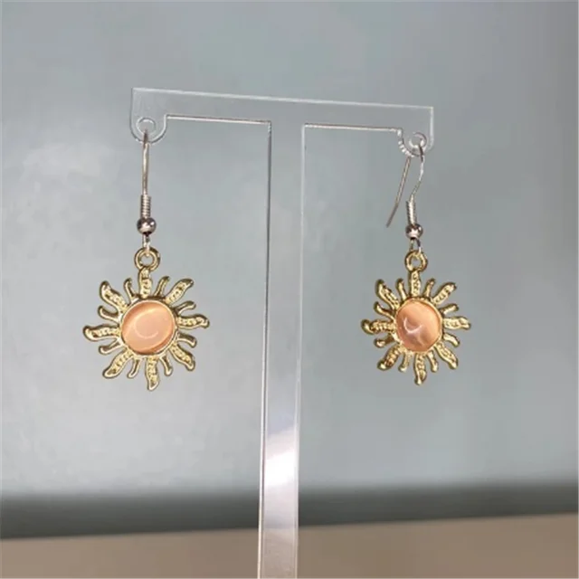 Goldene Sonnenohrringe mit Edelsteinen, Sommer, himmlischer Charme, Geschenke für sie, Damenschmuck