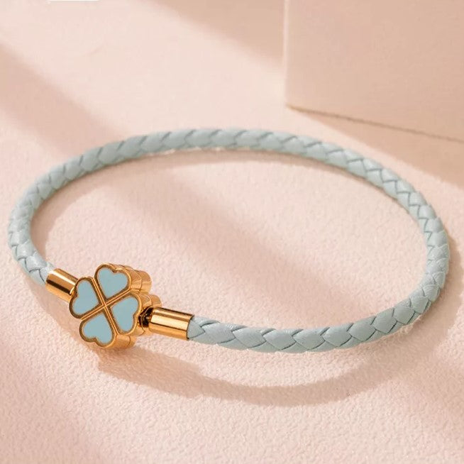 Vierblättriges Kleeblatt geflochtenes Lederarmband