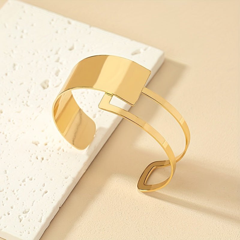 Loretta 14K Gold Plated Armreif