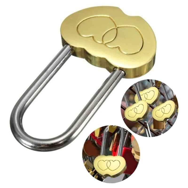 Liebesschloss mit Gravur