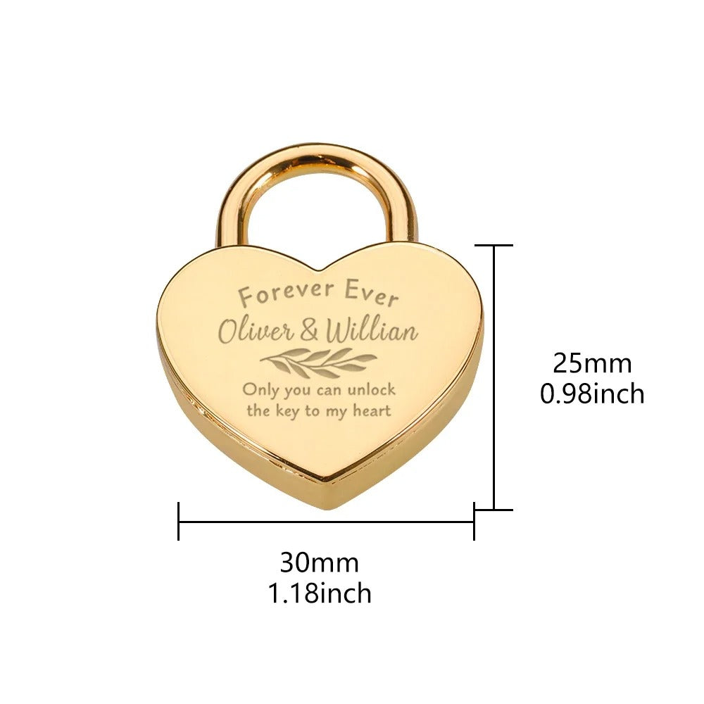 Liebesschloss mit Gravur