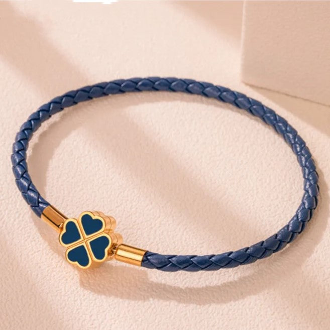 Vierblättriges Kleeblatt geflochtenes Lederarmband