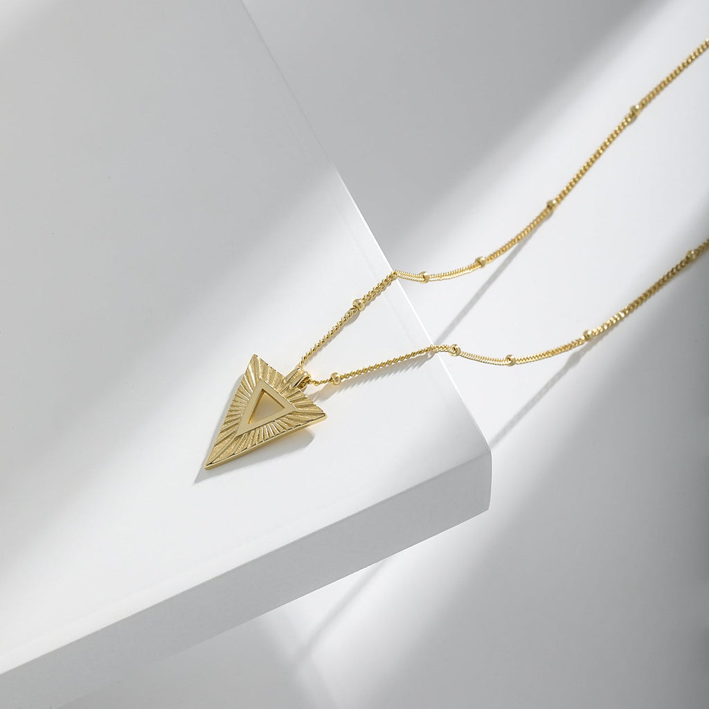 Statement-Geometrie-Dreieck-Halskette aus 925er-Sterlingsilber