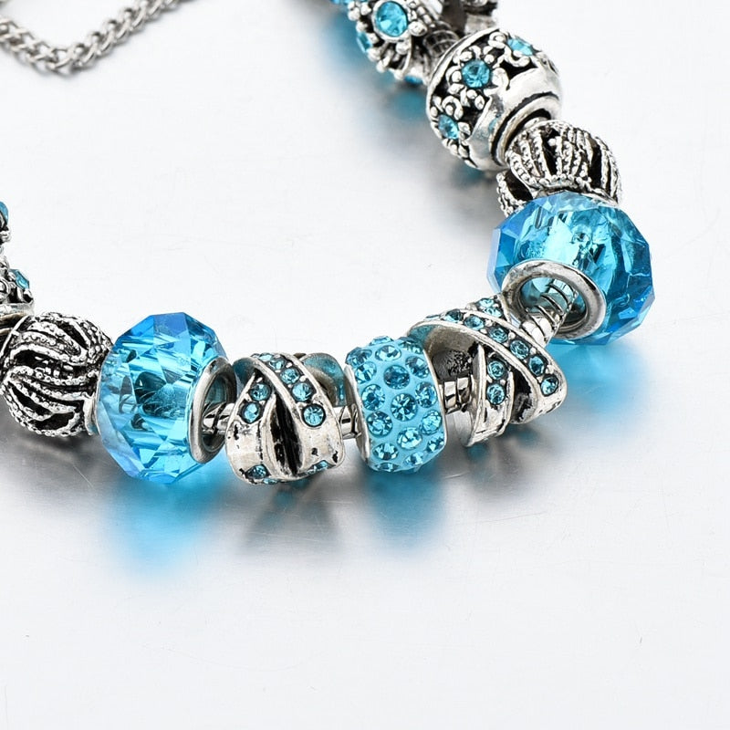 Blaue Blumenkristallperlen Charmarmband