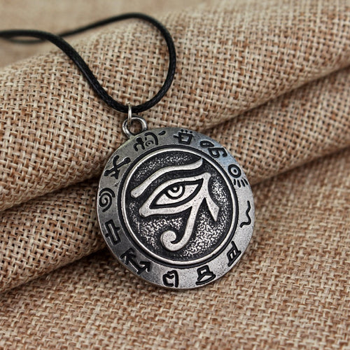 Ägyptisches Auge Des Horus  Charmanhängers In Lederkette
