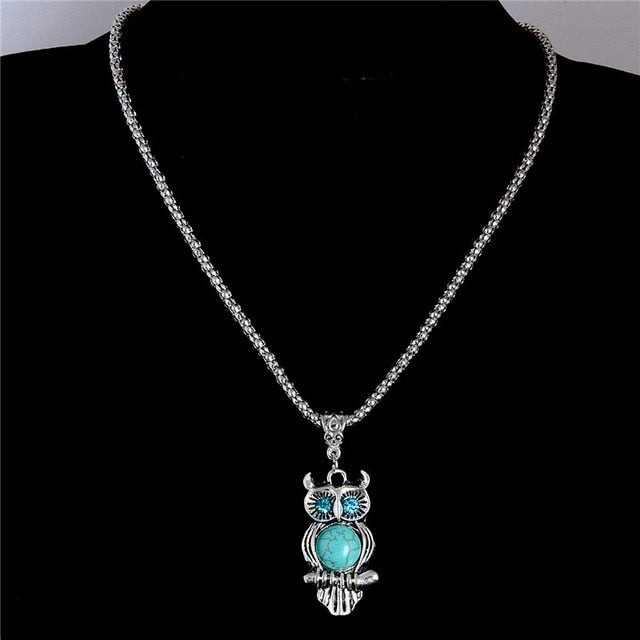 Blauer Opalstein Und Strasseule Anhänger Halskette Frauen Juwely