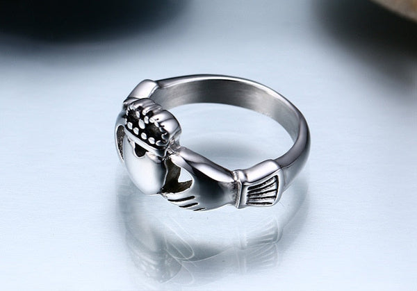 Silberverpackter Titancladdagh  Ring