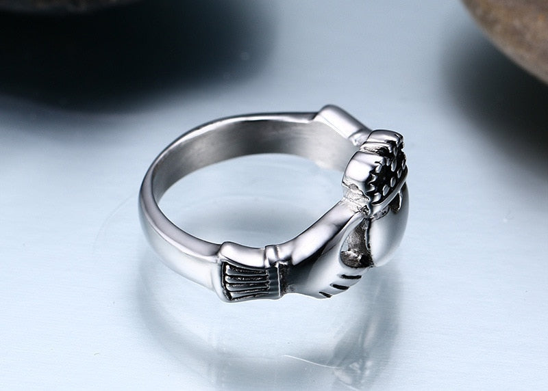Silberverpackter Titancladdagh  Ring