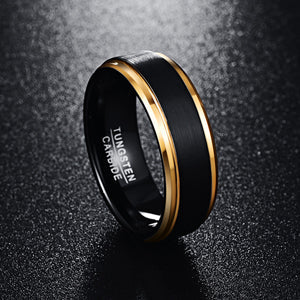 Reines Wolfram  Carbid Mit Gestrichenem Mattem Zentrum Mit Goldplattierten Kanten Ehering