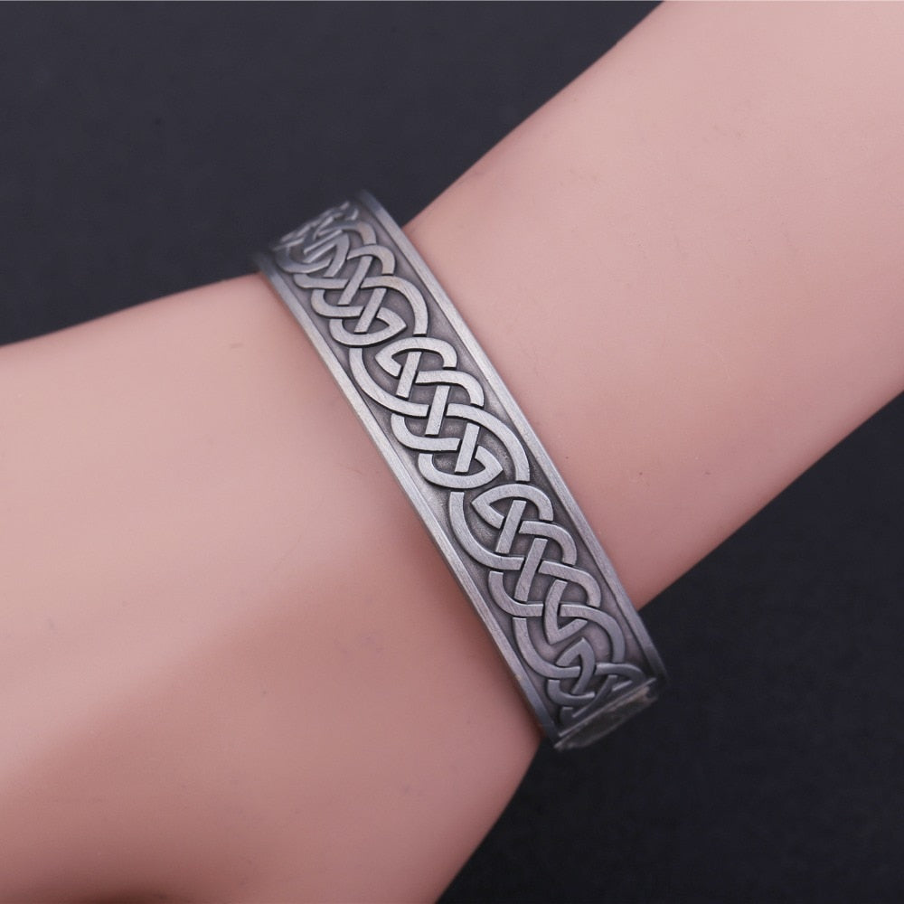 Manschettenknopf Celtics Knoten Graviertes Armband