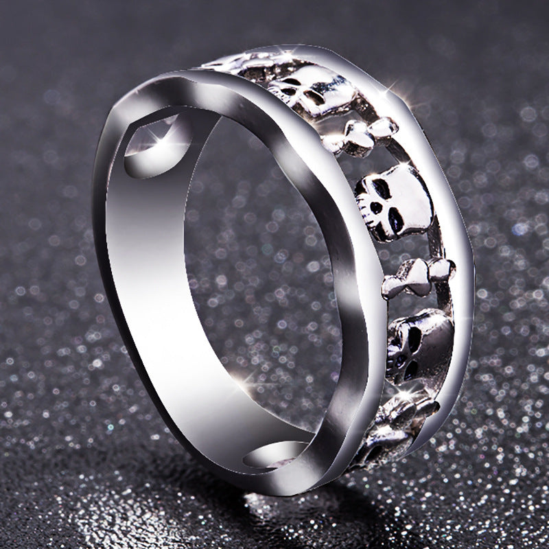 Gothic  Schädel Und Skelett  Vintage  Ring