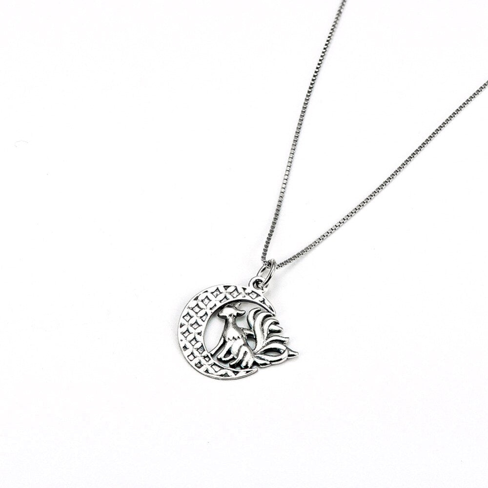 925 Sterling Silber Neun Tailed Phoenix Fox Crescent Mond Anhänger Halskette