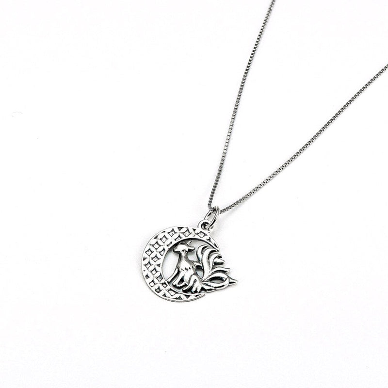 925 Sterling Silber Neun Tailed Phoenix Fox Crescent Mond Anhänger Halskette