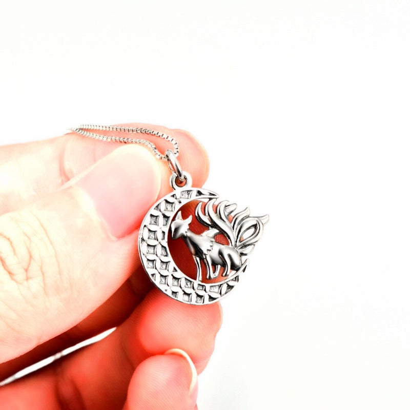 925 Sterling Silber Neun Tailed Phoenix Fox Crescent Mond Anhänger Halskette