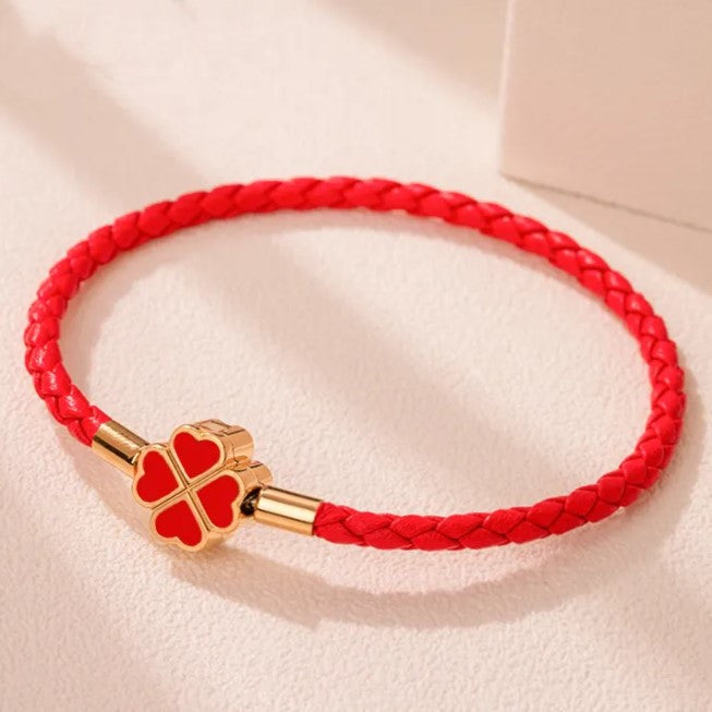 Vierblättriges Kleeblatt geflochtenes Lederarmband